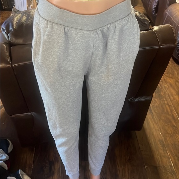 Pants - Picture 3 of 4